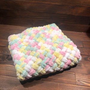 Puffy odejica za dojenčke 60x80 cm – izjemno mehka in topla - motiv križ kraž